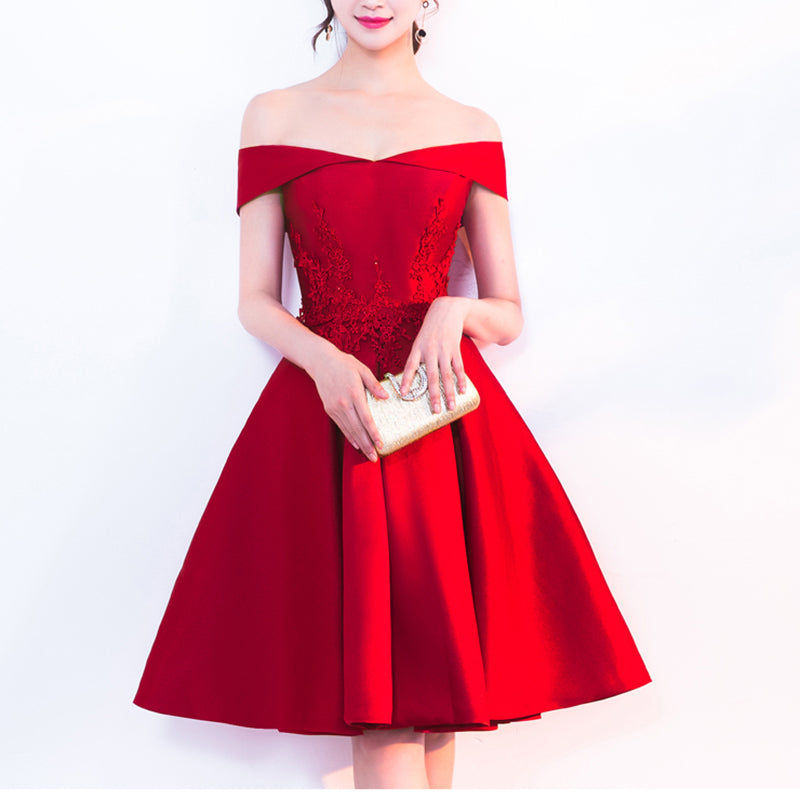 Red 8th sales grade graduation dresses